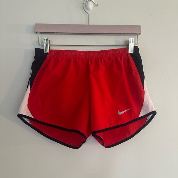 Nike Red Running Shorts Small – EUC - Picture 2 of 3